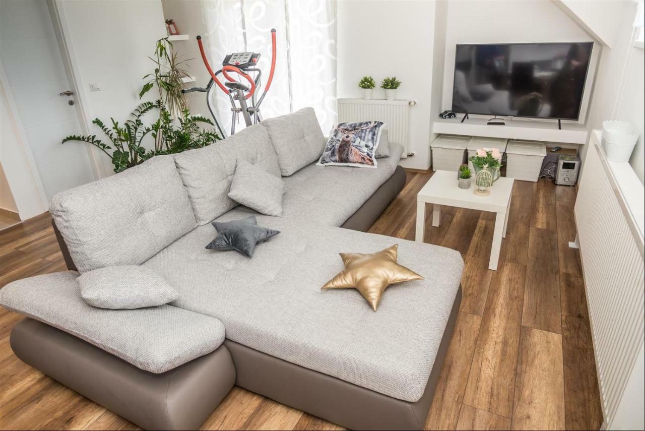 Apartman Hubertus 5* Vagovina Exterior foto