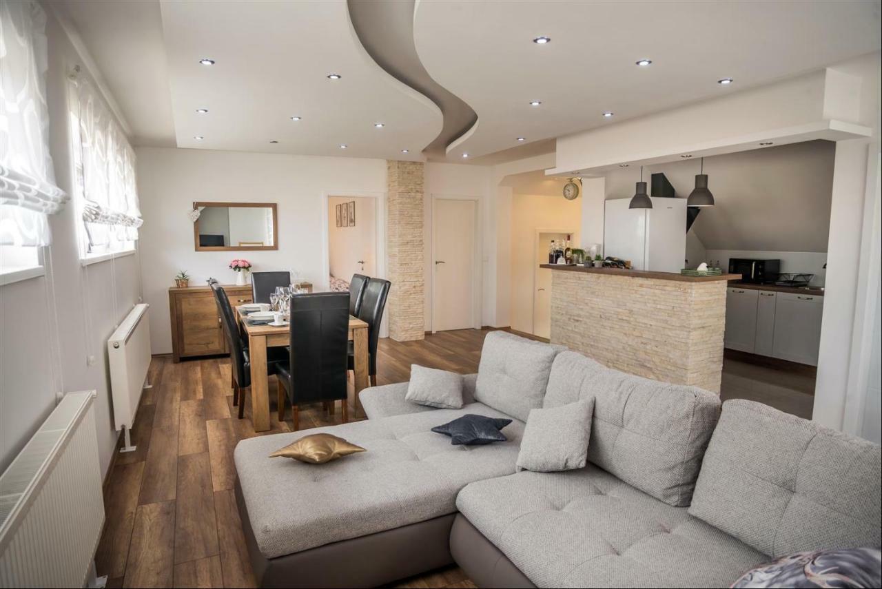 Apartman Hubertus 5* Vagovina Exterior foto