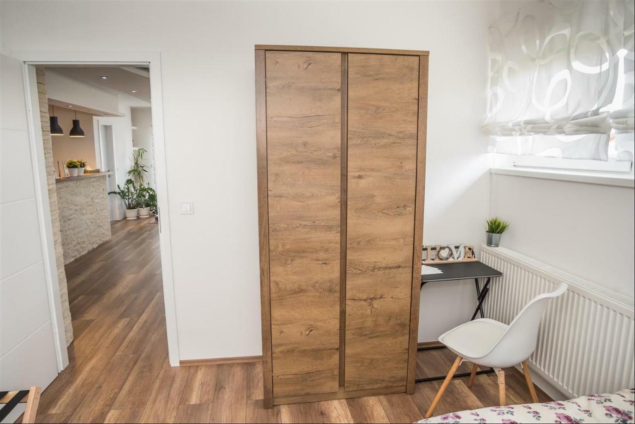 Apartman Hubertus 5* Vagovina Exterior foto